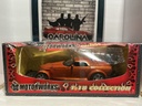 1:18 MOTORWORKS DIE CAST METAL- CHRYSLER HOWLER *DAMAGED BOX*