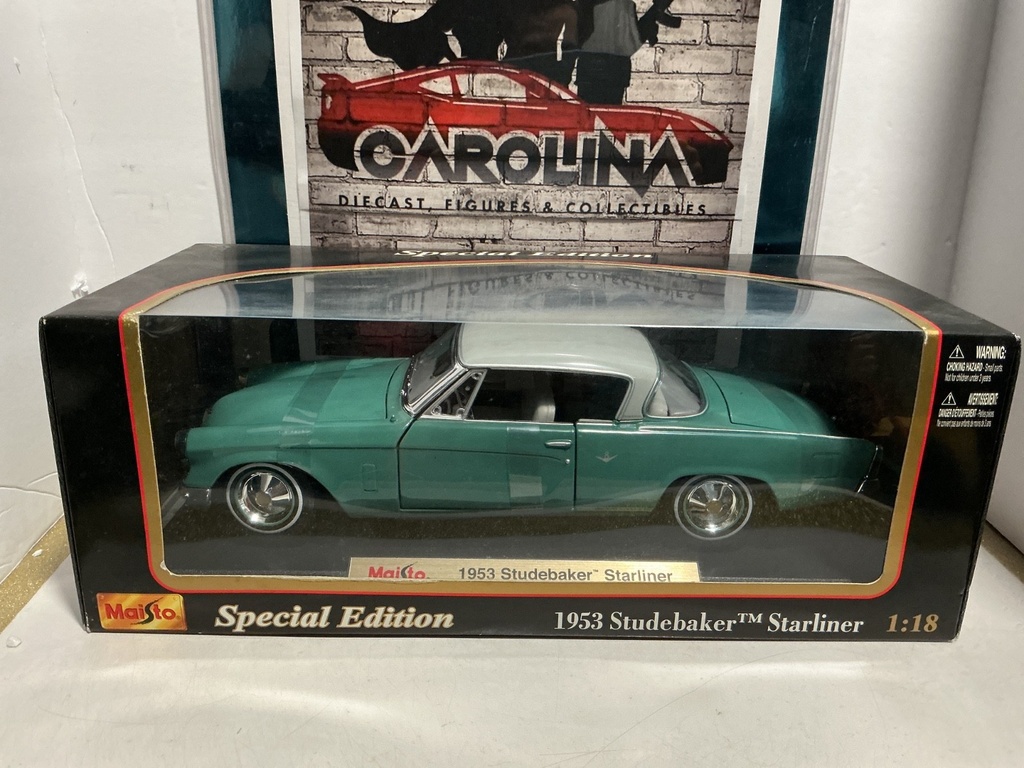 1:18 MAISTO SPECIAL EDITION - 1953 STUDEBAKER STARLINER