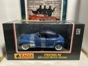 1:18 EAGLE COLLECTIBLES - 1941 Chevrolet Deluxe Convertible - BLUE/BLACK