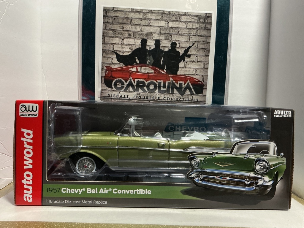 1:18 AUTO WORLD- 1957 CHEVY BEL AIR CONVERTIBLE