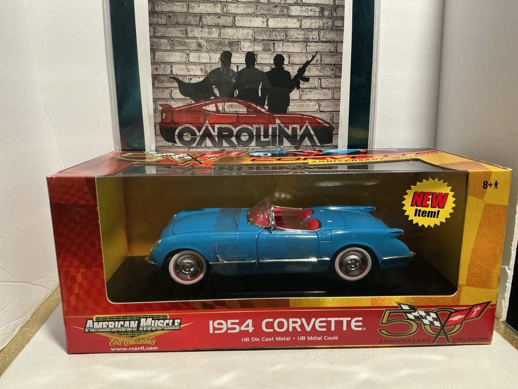 1:18 ERTL COLLECTIBLES - AMERICAN MUSCLE - 1954 CORVETTE 50TH ANNIVERSARY