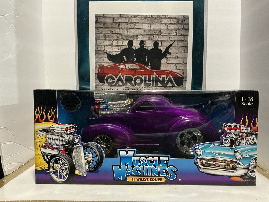 1:18 MUSCLE MACHINES- ‘41 WILLYS COUPE