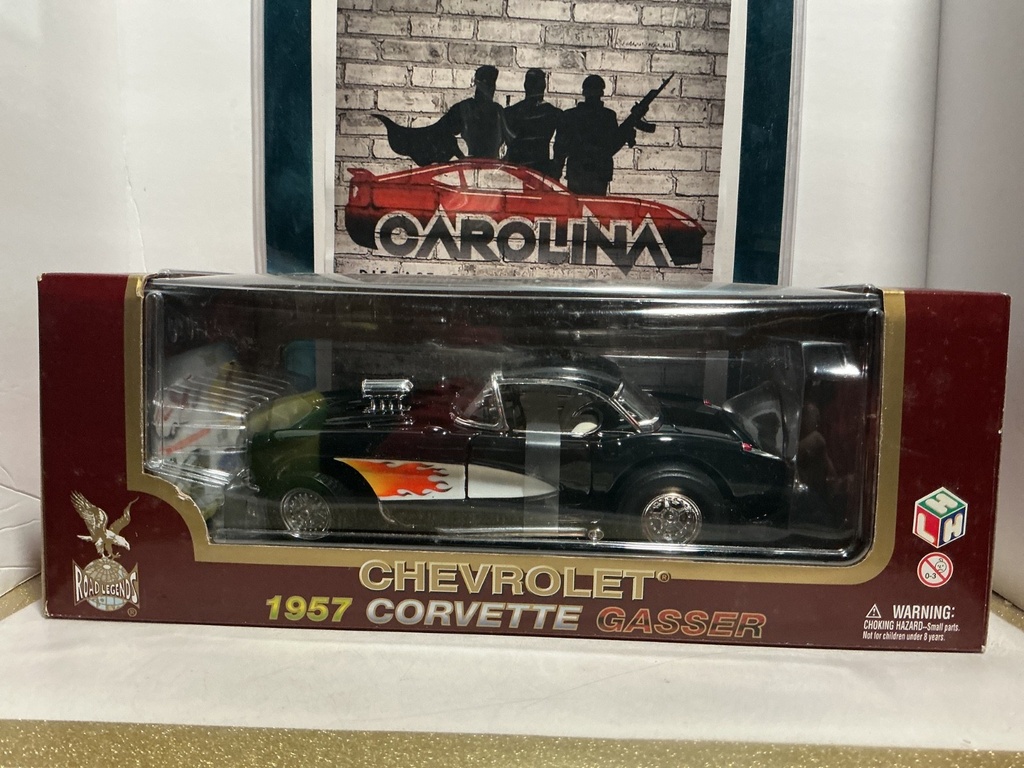 1:18 ROAD LEGENDS CHEVROLET 1957 CORVETTE GASSER [BLACK] [SCUFF MARKS PLASTIC]