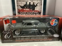 1:18 HIGHWAY 61 COLLECTIBLES - 1951 STUDEBAKER COLLECTIBLE CAR [DARK GRAY]
