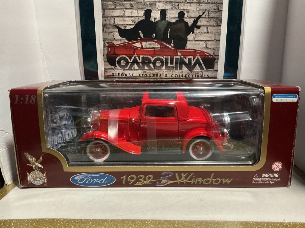 1:18 ROAD LEGENDS - FORD 1932 3-WINDOW [SCUFF MARKS ON PLASTIC/BOX]