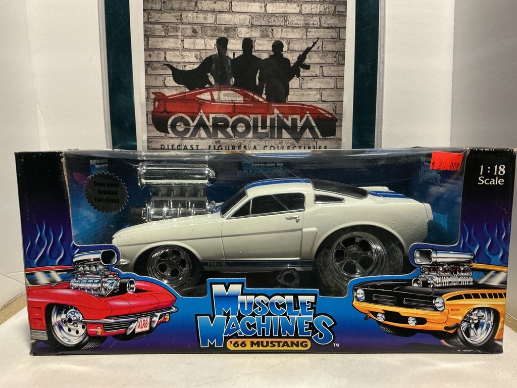 1:18 MUSCLE MACHINES- ‘66 MUSTANG