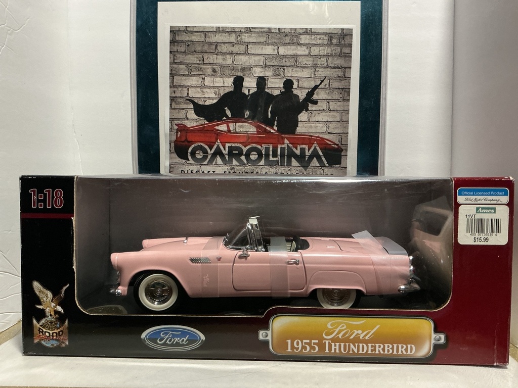 1:18 ROAD SIGNATURE DIE CAST METAL- FORD 1955 THUNDERBIRD