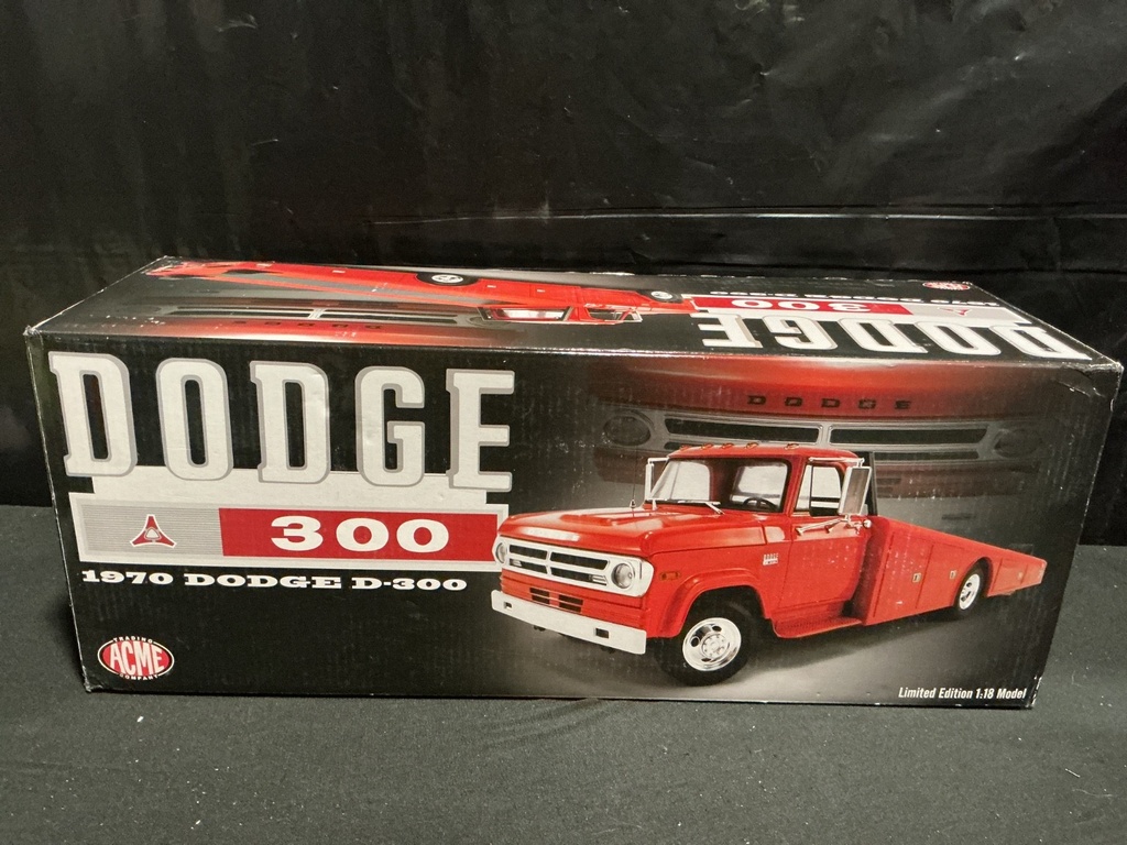 [008593] 1:18 ACME DODGE 300/1970 DODGE-300 RAMPTRUCK