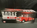 1:18 ACME DODGE 300/1970 DODGE-300 RAMPTRUCK