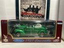 1:18 ROAD LEGENDS - FORD 1937 CONVERTIBLE (SCUFF ON PLASTIC)