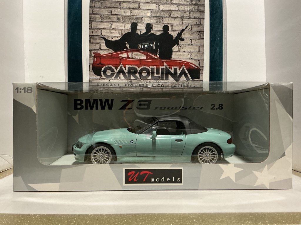 [009489] 1:18 UT MODELS BMW Z3 ROADSTER 2.8
