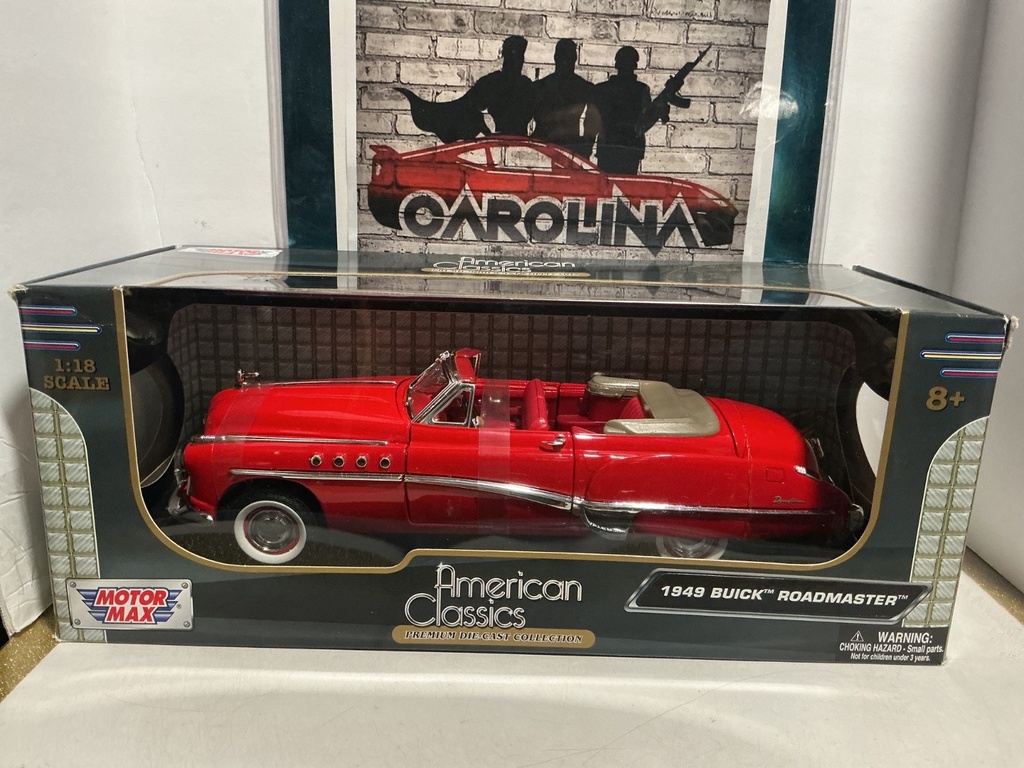 [008666] 1:18 MOTORMAX - AMERICAN CLASSICS 1949 BUICK ROADMASTER [RED/RED] [DAMAGED BOX]