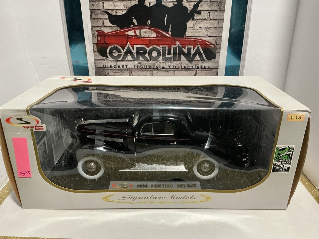 [009451] 1:18 SIGNATURE MODELS - 1936 PONTIAC DELUXE