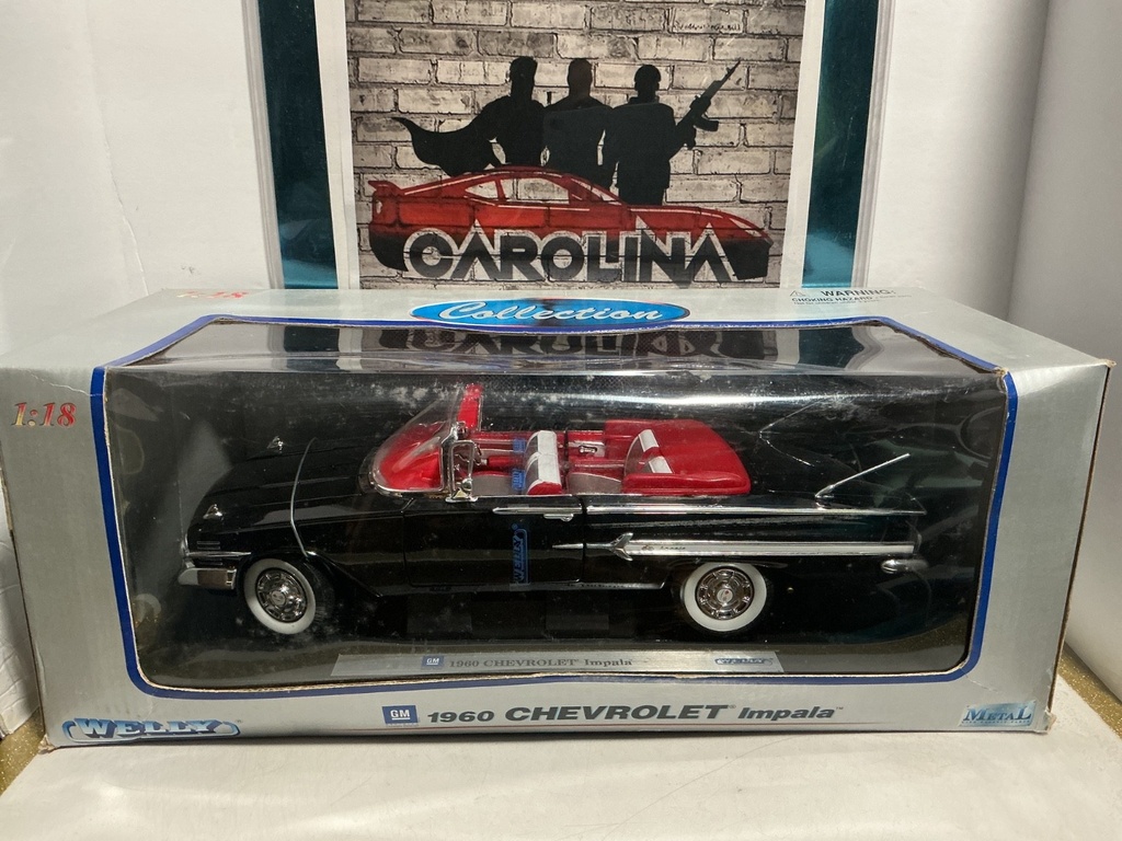 [008629] 1:18 WELLY - DIECAST METAL - 1960 CHEVROLET IMPALA [BLACK/RED] DAMAGED BOX