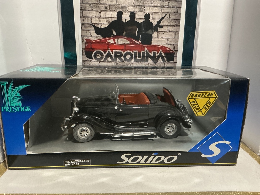 1:18 SOLIDO PRESTIGE - FORD ROADSTER CUSTOM REF.8039