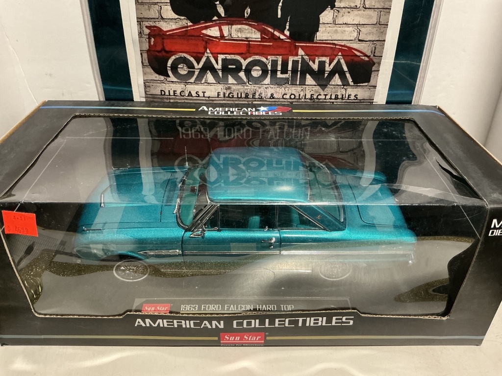 [009447] 1:18 SUN STAR COLLECTIBLES - 1963 FORD FALCON HARDTOP [PLASTIC TEAR AT TOP]