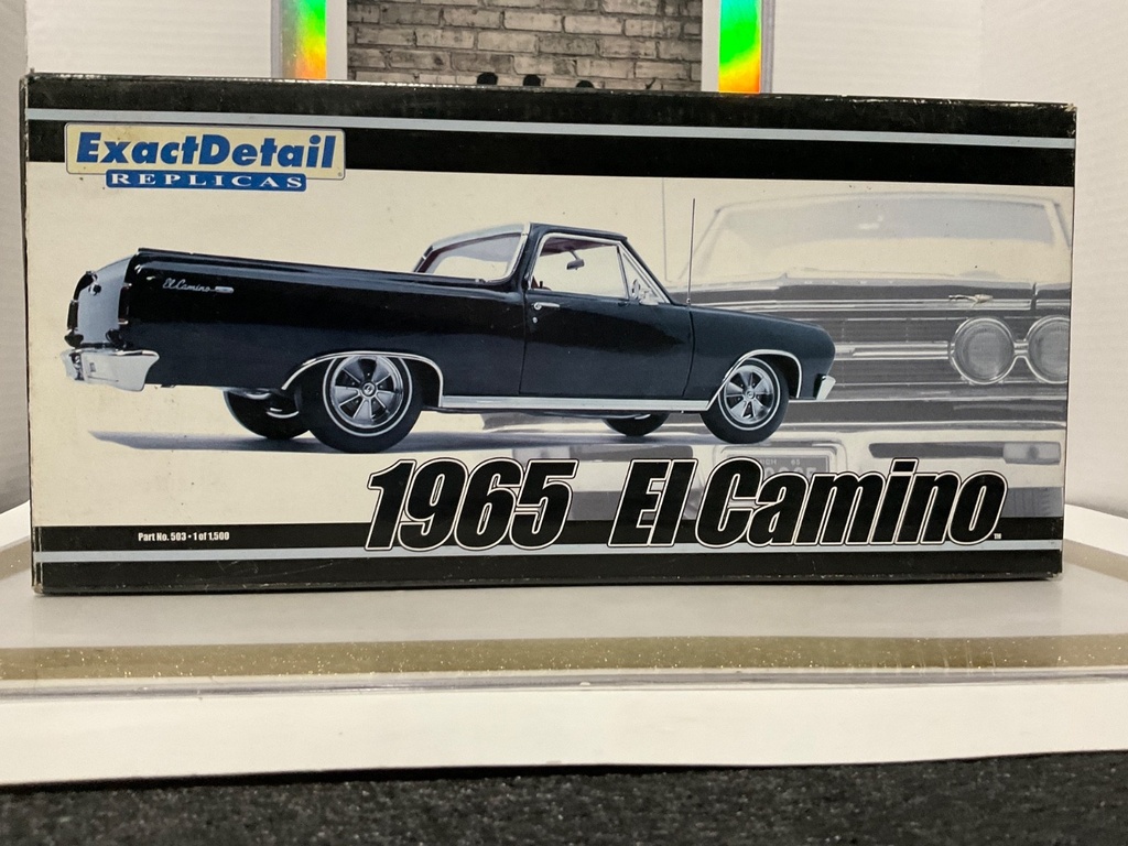 1:18 EXACT DETAIL 1965 EL CAMINO BLACK SLIGHT RASH ON HOOD