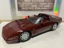 1:18 MAISTO 1992 CORVETTE ZR-1 BURGUNDY ON BURGUNDY