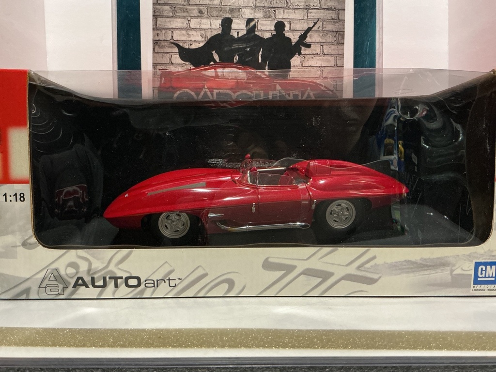 1:18 AUTO ART ATINQRAY CORVETTE