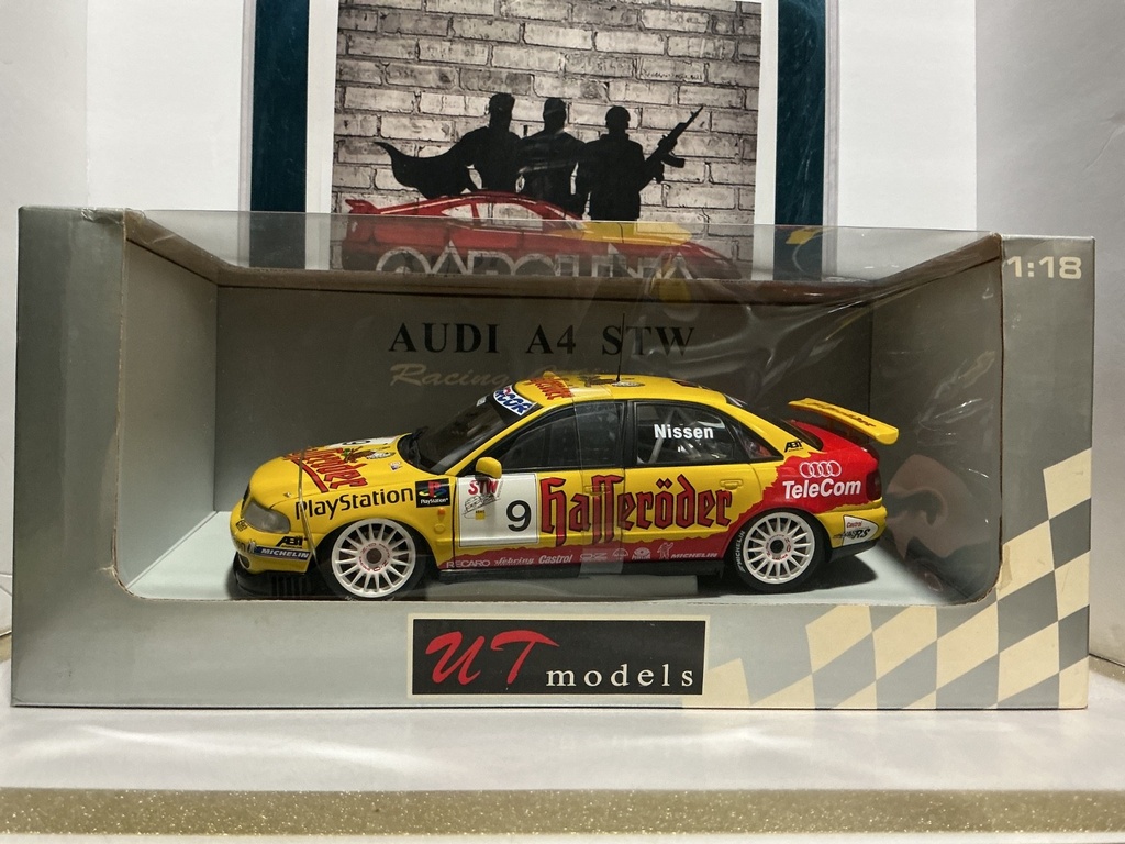 [010165] 1:18 UT MODELS AUDI A4 STW