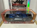 1:18 MOTORMAX TIMELESS CLASSICS - 1940 FORD DELUXE V-8 BLUE ON WHITE
