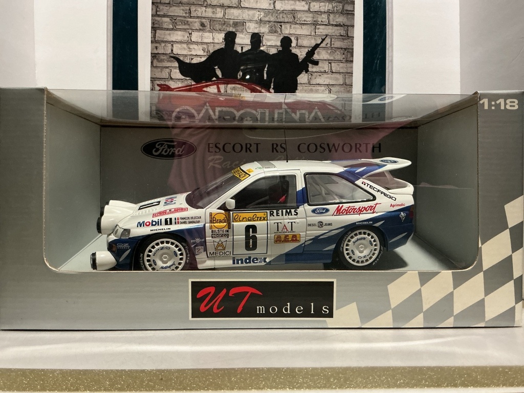 [118448.] 1:18 UT MODELS ESCORT RS COSWORTH RACING COLLECTION