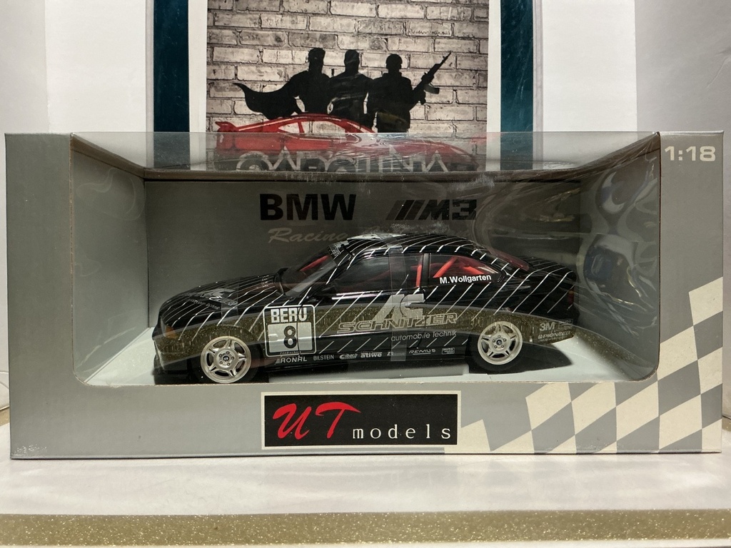 [010186] 1:18 UT MODELS BMW IIM3 RACING COLLECTION