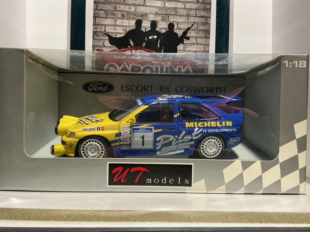 1:18 UT MODELS ESCORT RS COSWORTH RACING COLLECTION