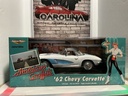 1:18 ERTL 1962 CHEVY CORVETTE