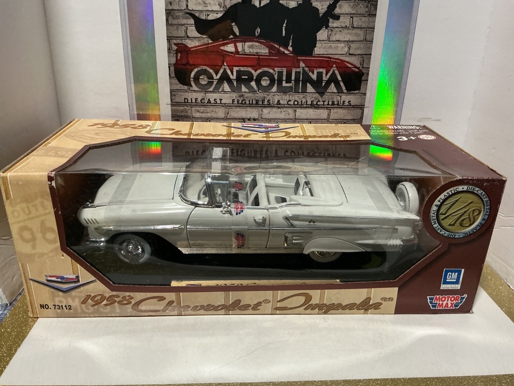 1:18 MOTORMAX 1958 CHEVROLET IMPALA WHITE ON BLACK / WHITE / SILVER