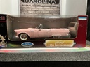 1:18 ROAD SIGNATURE 1955 FORD THUNDERBIRD  { BOX DAMAGED} PINK