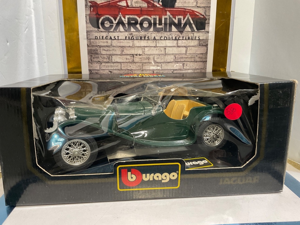 [102469] 1/18 BURAGO JAGUAR  {BOX DAMAGED}