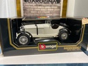 1/18 BURAGO 1931 MERCEDES BENZ SSKL  {BOX DAMAGED, NO PLASTIC}