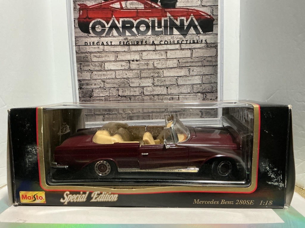 [102361] 1:18 MAISTO MERCEDES-BENZ 280SE 1966
