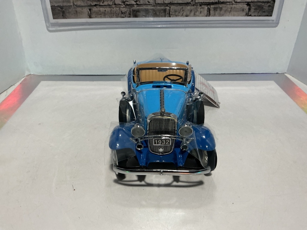 1:24 FRANKLIN MINT B11C371 1932 CHEVY CONFEDERADE SPORT ROADSTER