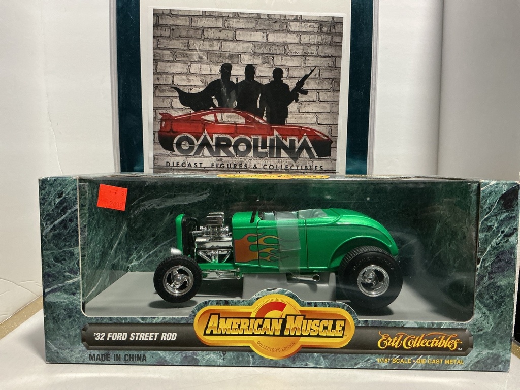 1:18 AMERICAN MUSCLE- ‘32 FORD STREET ROD