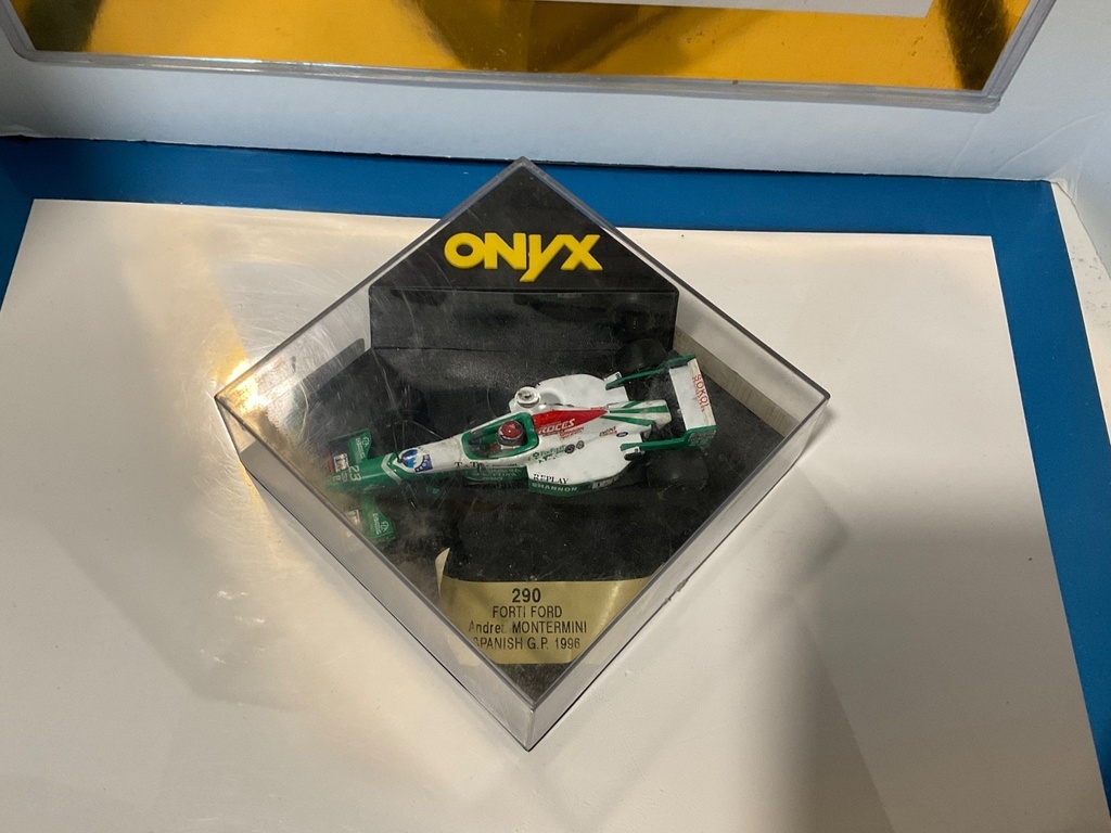 [001299] 1:43 ONYX F1 290 FORTI FORD Andrea MONTERMINI SPANISH G.P. 1996