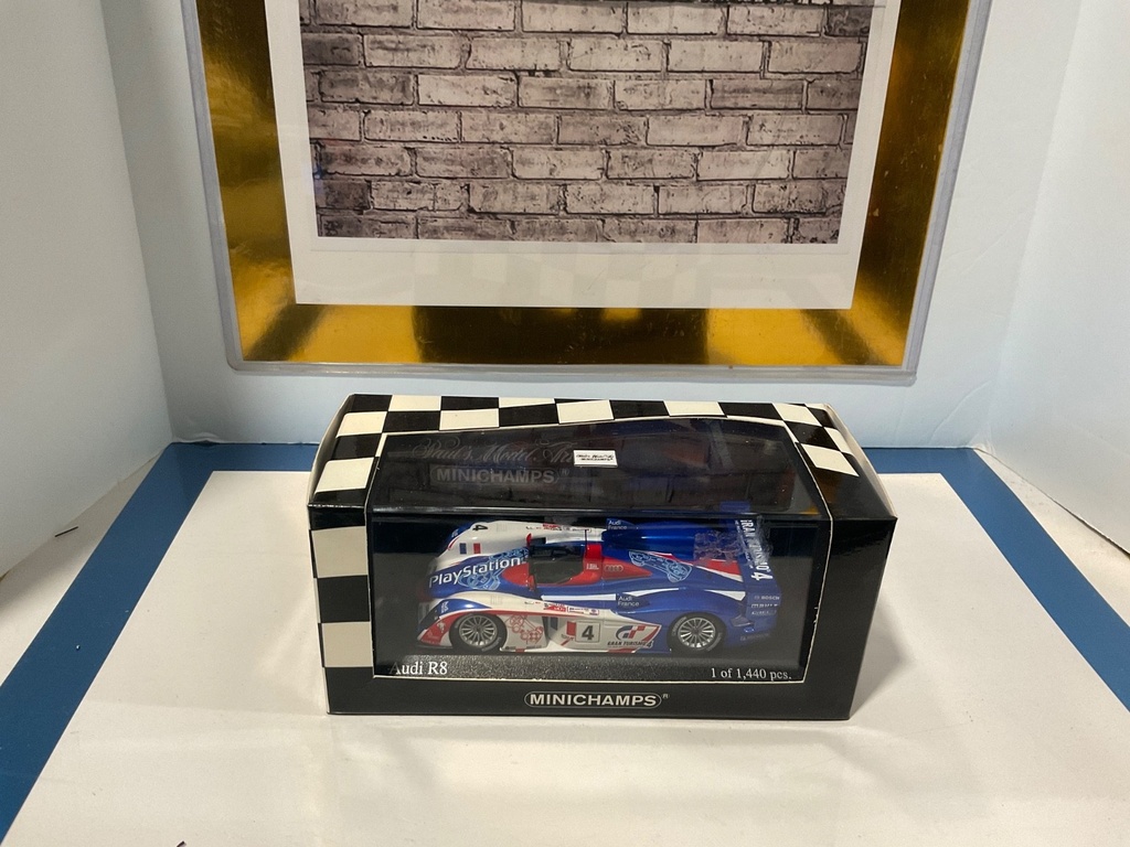 1:43 MINICHAMPS RALLYCAR Audi R8