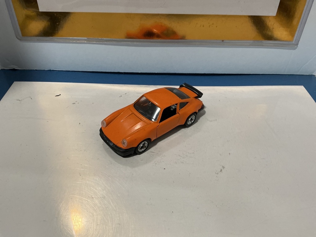[001642] 1:43 SOLIDO MADE IN FRANCE PORSCHE 930 TURBO