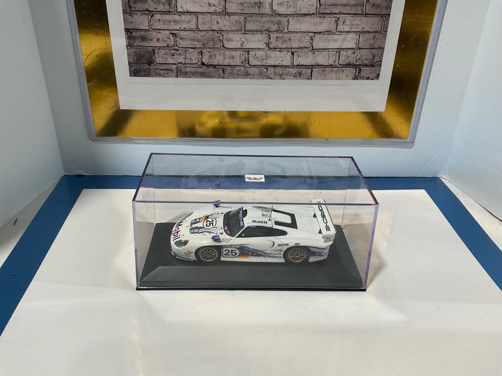 1:43 MINICHAMPS RALLYCAR Porsche Mobil #25