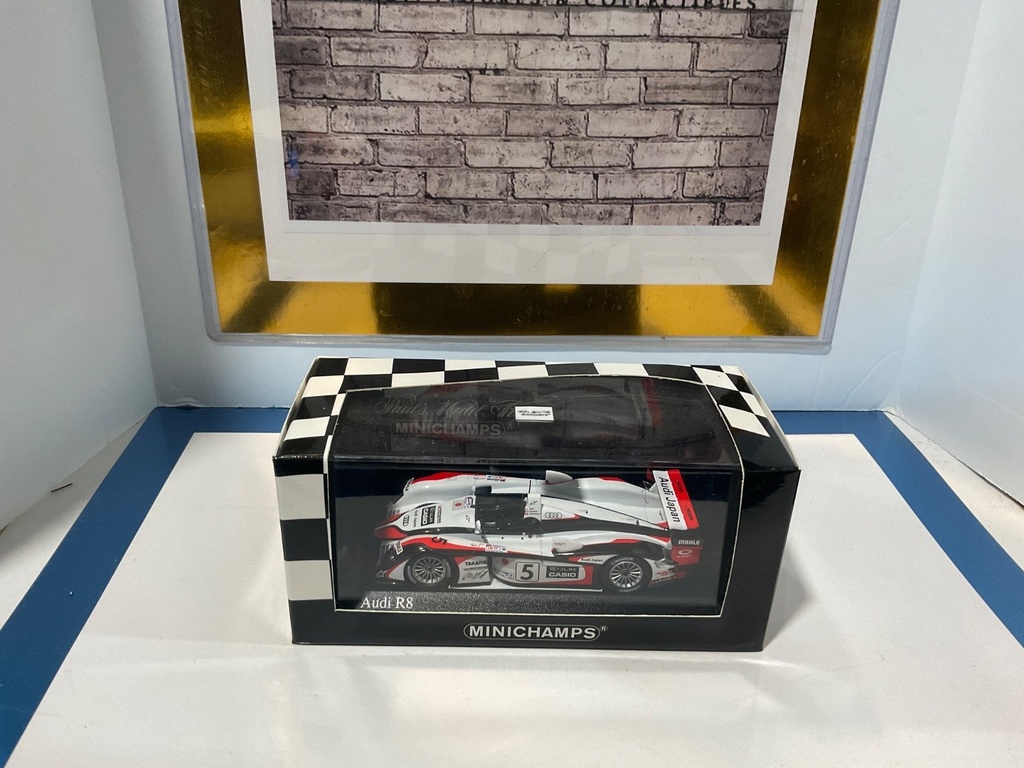 1:43 MINICHAMPS RALLYCAR Audi R8 #5