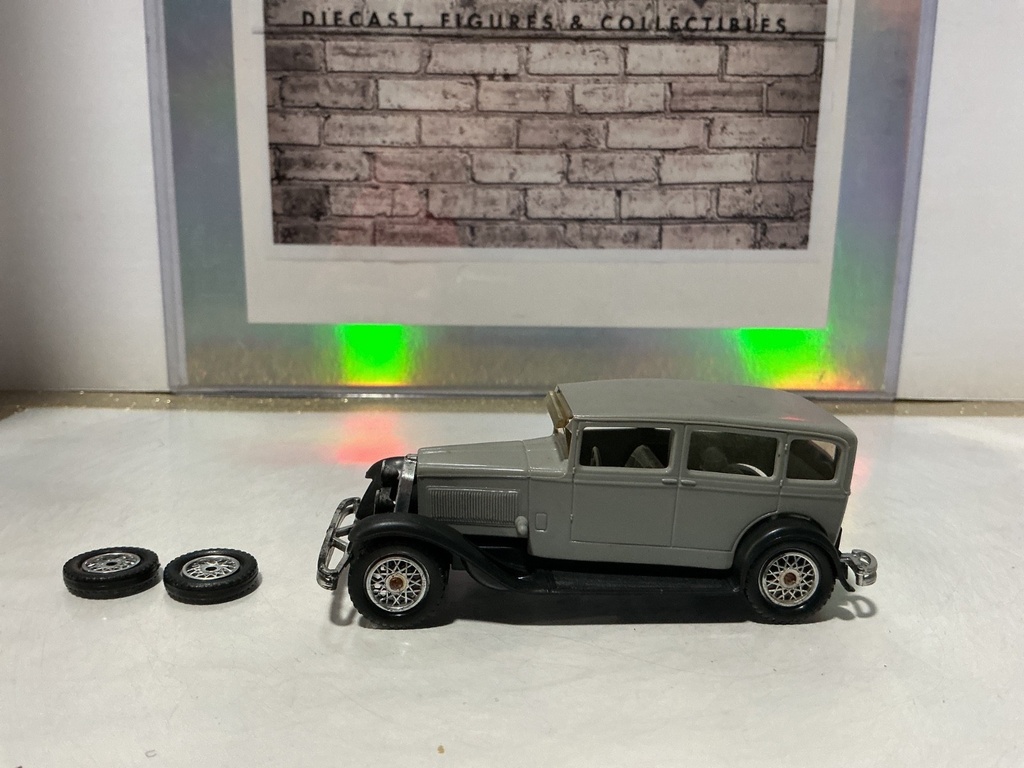 1:43 Norev Made in France Echelle Fiat 525 1928