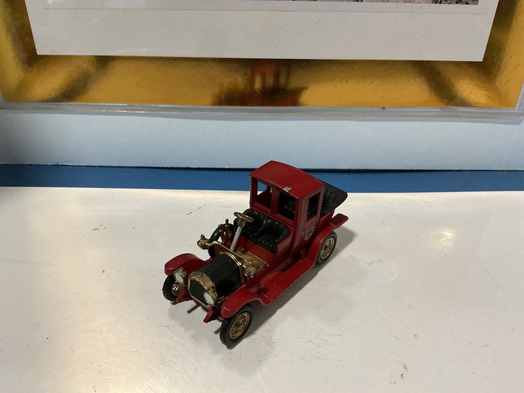 [001780] 1:43 MODLES OF YESTERYEAR PACKARD LANDAULET