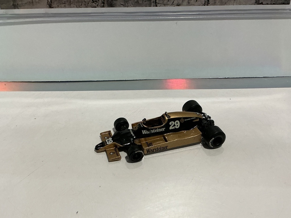 WESTERN MODELS 1:43 MADE IN ENGLAND WARSTEINER #29