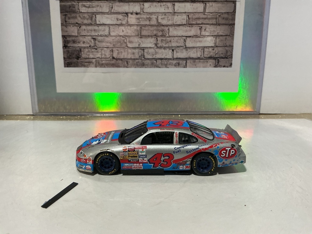 1:43 STP 25th Anniversary Bobby Hamilton #43 *BROKEN