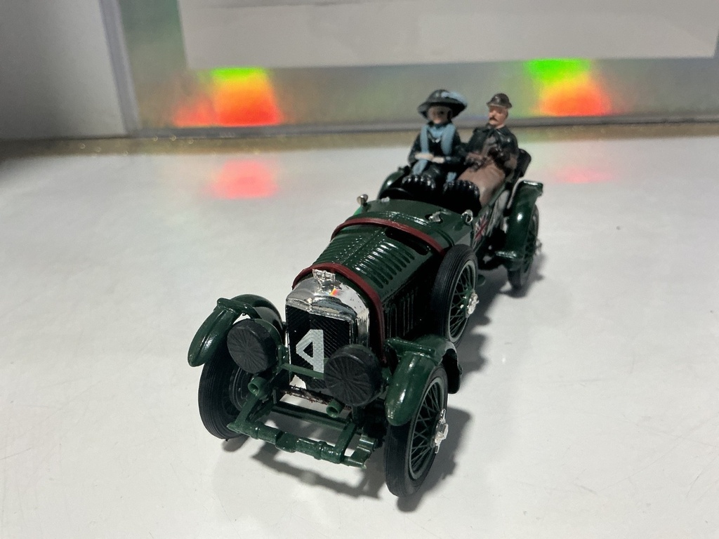 1:43 - BRUMM Bentley Speed Six