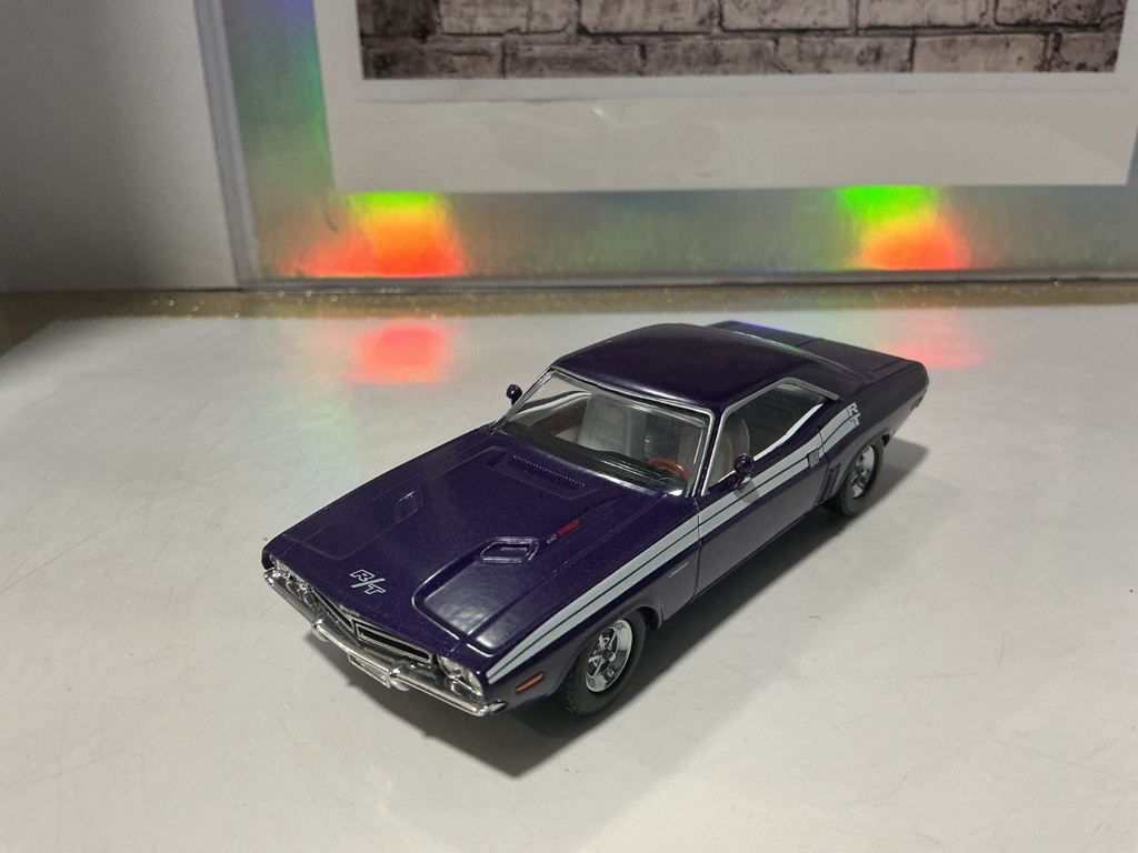 1:43 - MATCHBOX - YMC12 -  ‘71 DODGE CHALLENGER R/T