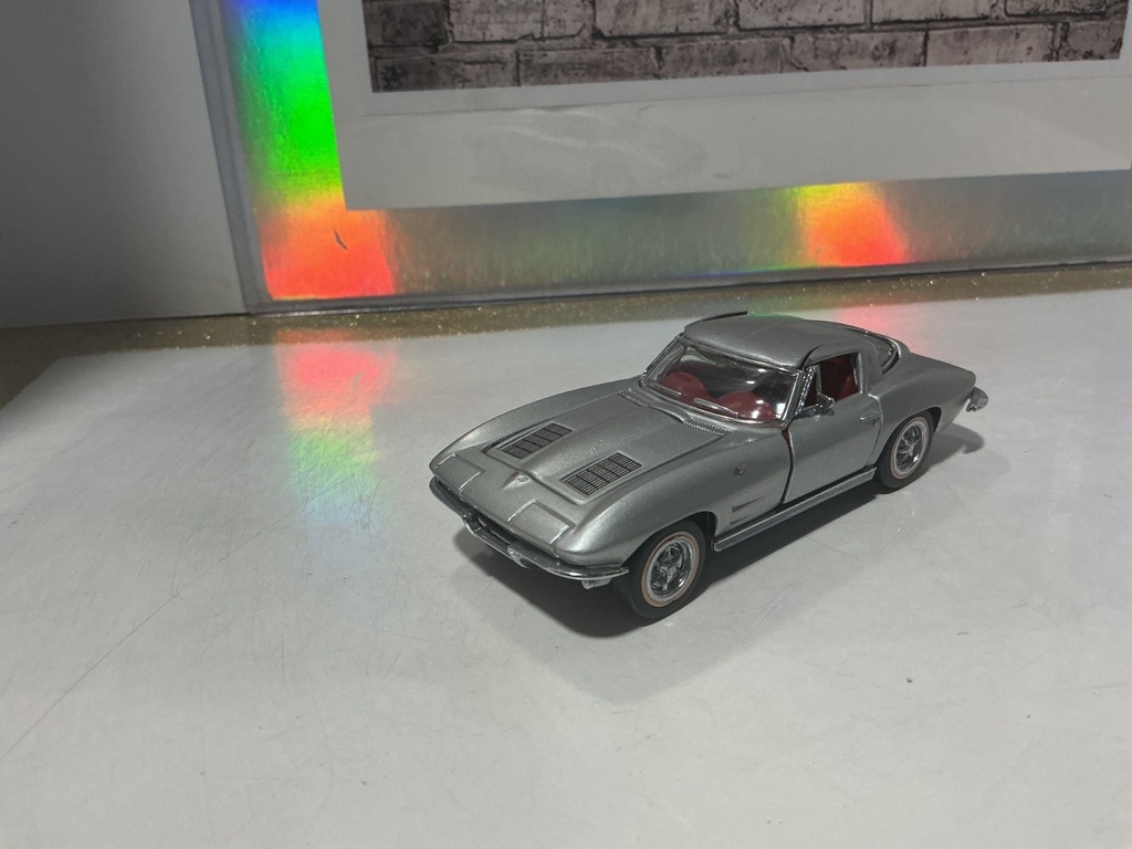 1:43 - FRANKLIN MINT 1963 Chevrolet Camaro