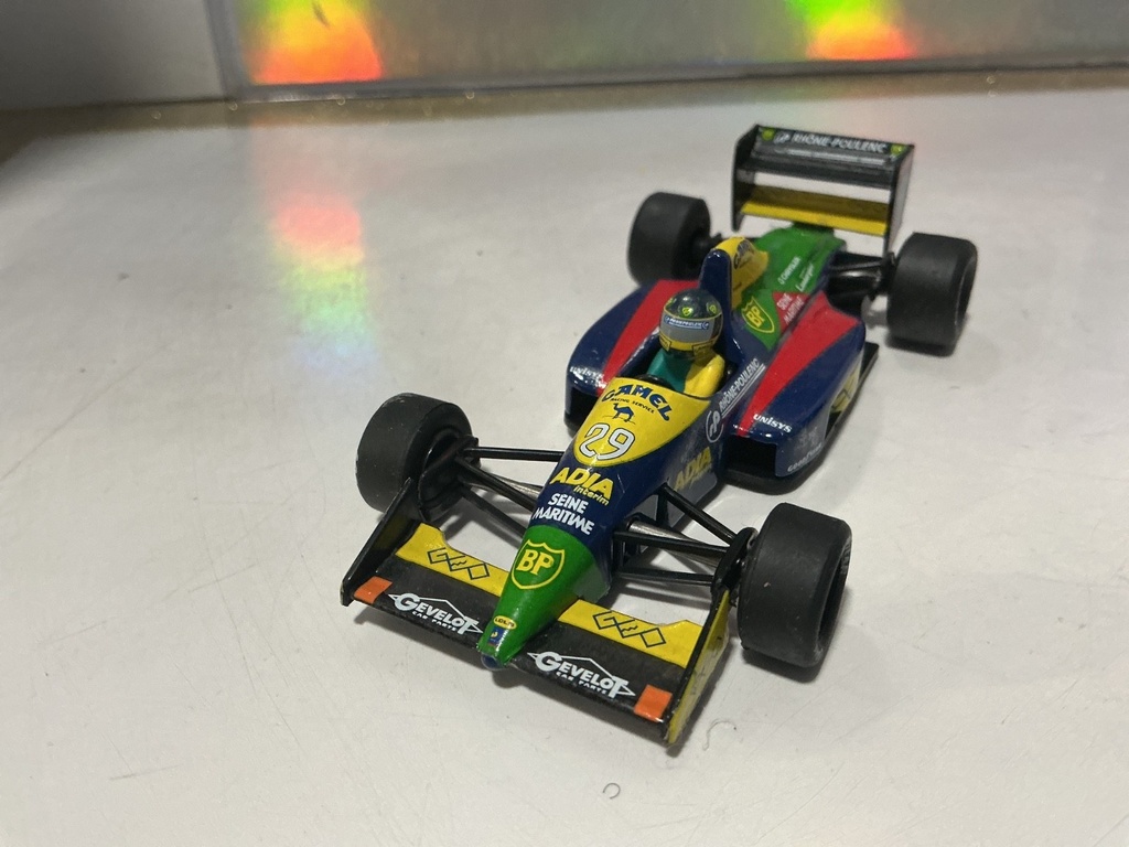 [101332] 1:43 - ONYX LOLA LC89