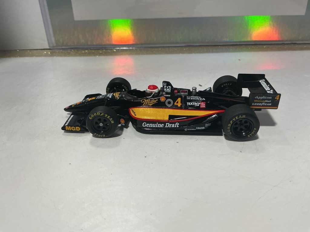 1:43 - MINICHAMPS - RENAULT T64 LOLA INDYCAR